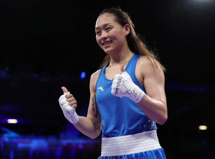 九游体育：中国女篮世界杯备战，全力冲击奖牌