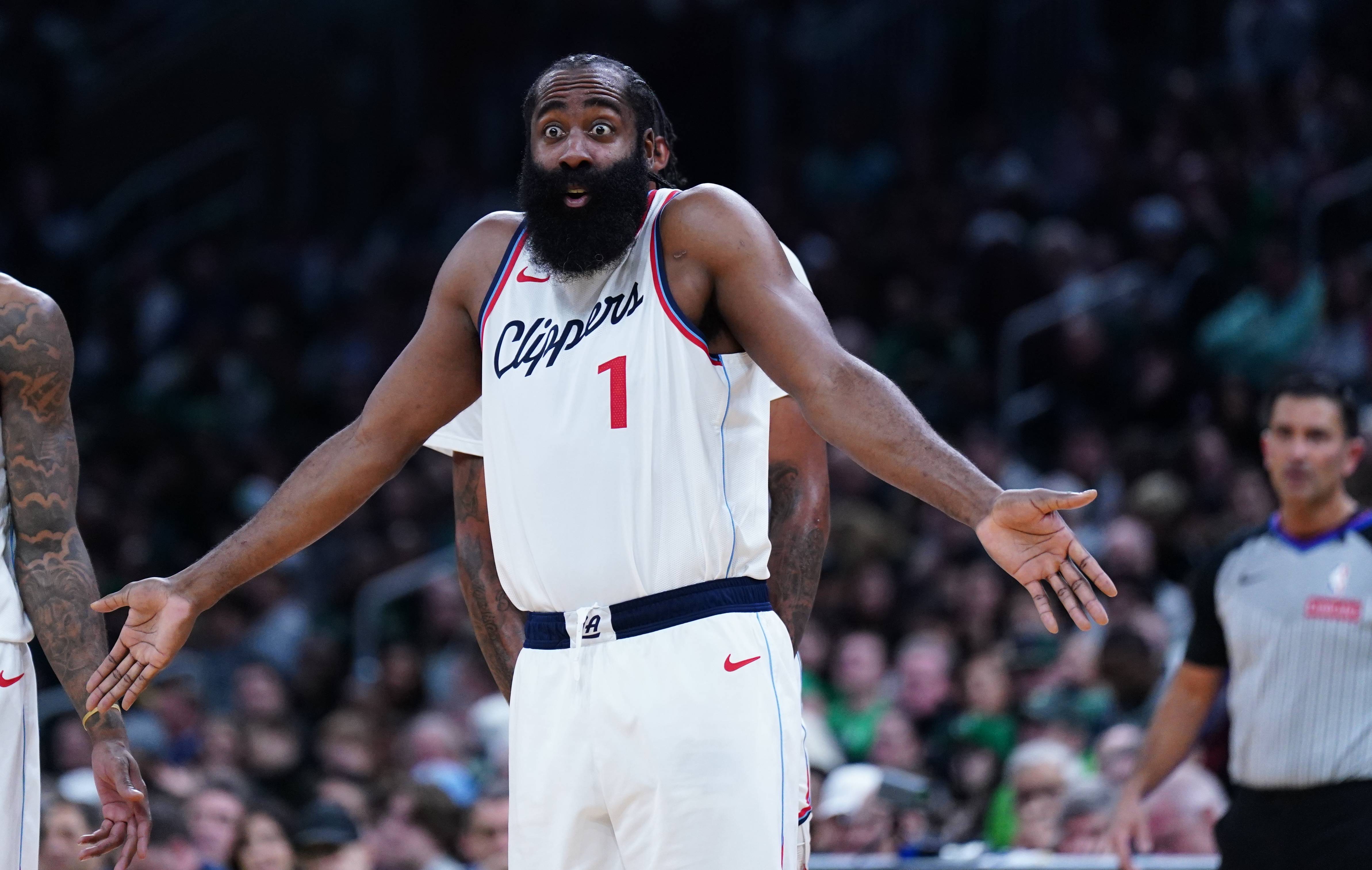 包含九游体育：NBA联盟公布新赛季最佳防守球员预测：字母哥能否再次当选？的词条