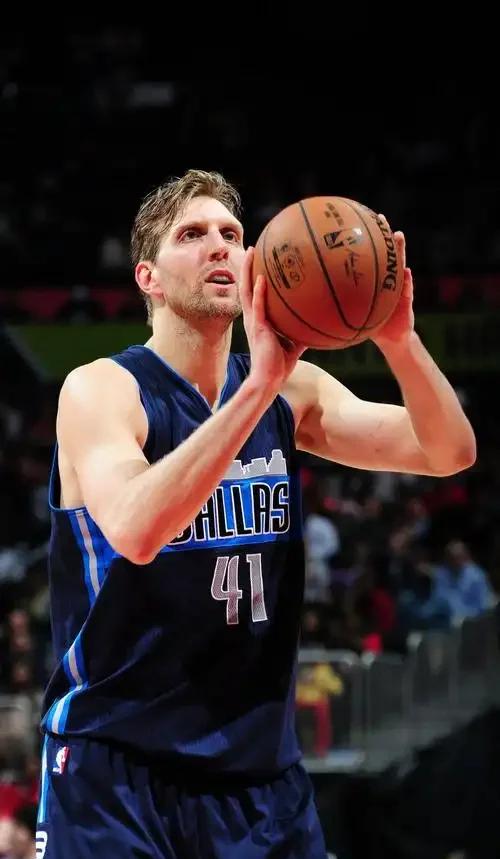 九游体育：NBA球星自传：讲述诺维茨基的传奇生涯的简单介绍