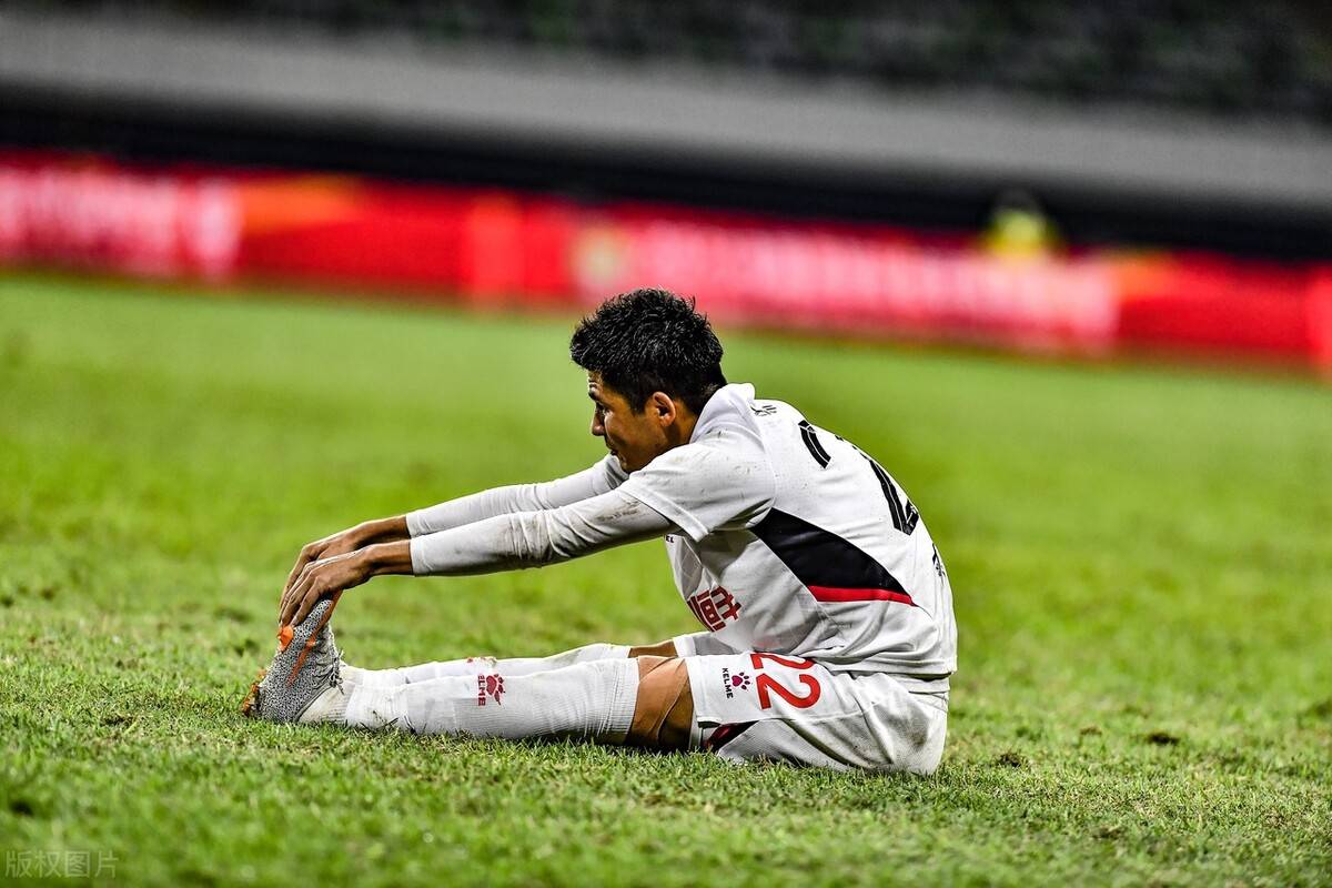 包含九游体育:广州恒大队“全华班”成“笑话”?球迷:没外援,啥也不是!的词条 包含九游体育:广州恒大队“全华班”成“笑话”?球迷:没外援,啥也不是!的词条