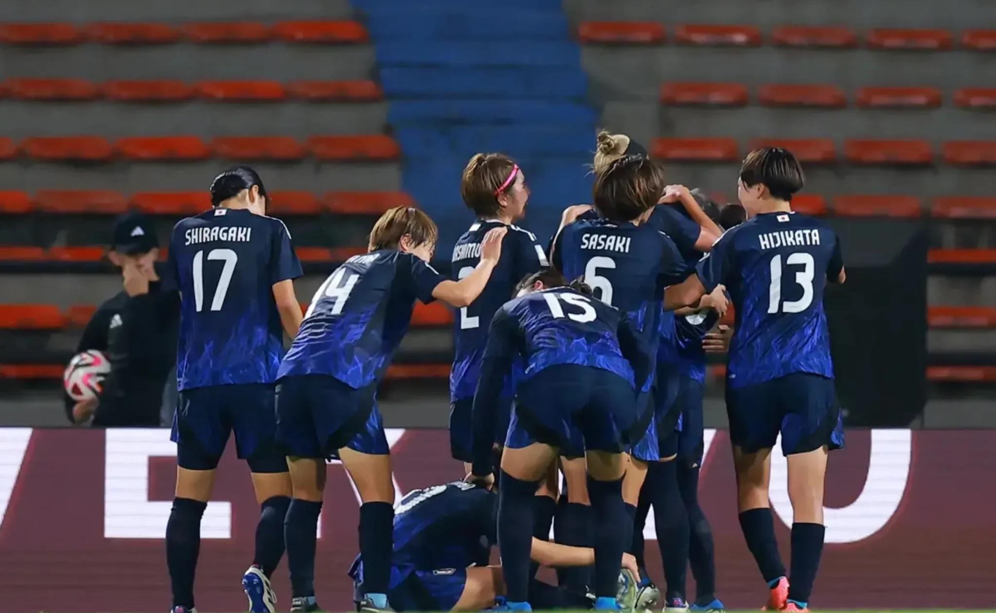 包含九游体育：中国女足再创辉煌，亚洲杯夺冠之路回顾的词条