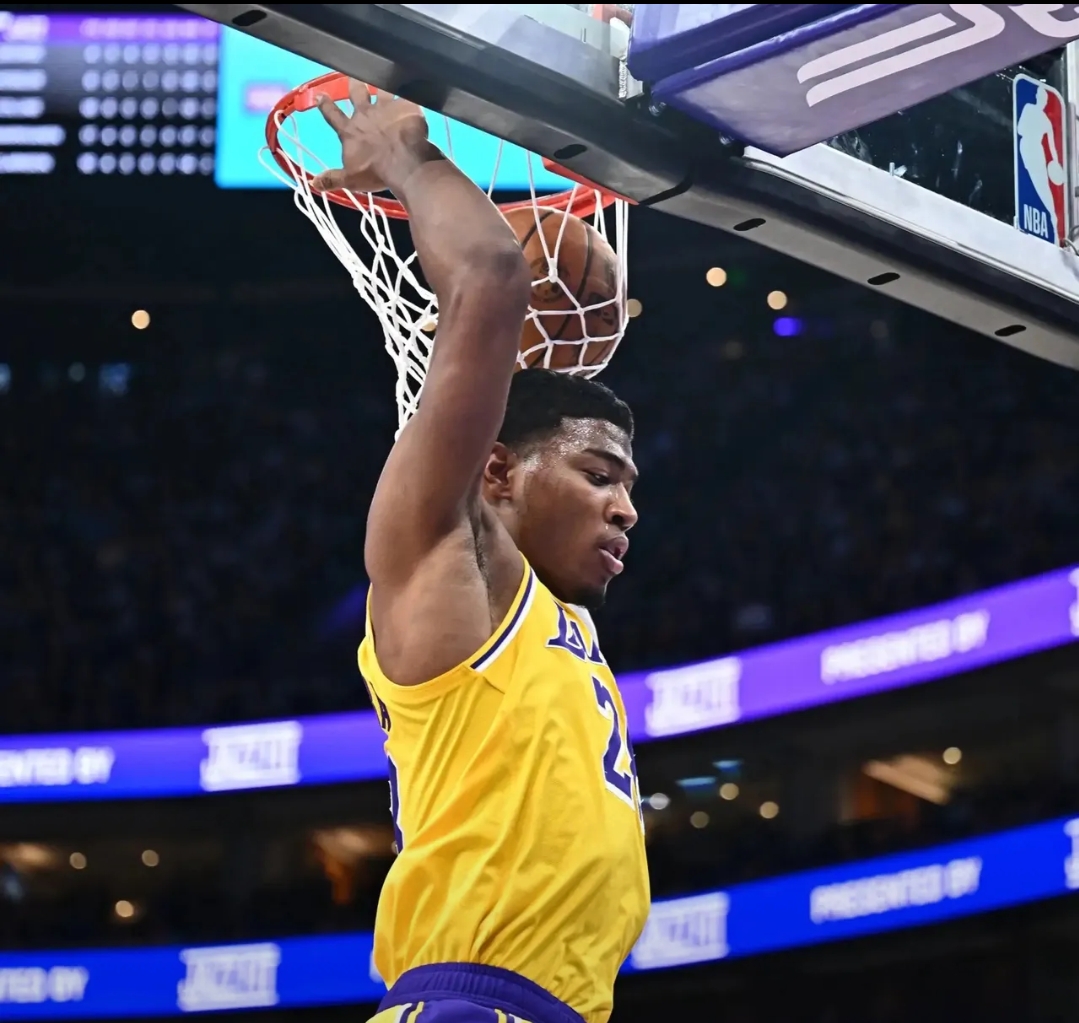 九游体育：湖人队新赛季：安德森能否在进攻端展现更多技巧，为球队提供更多得分选择？的简单介绍